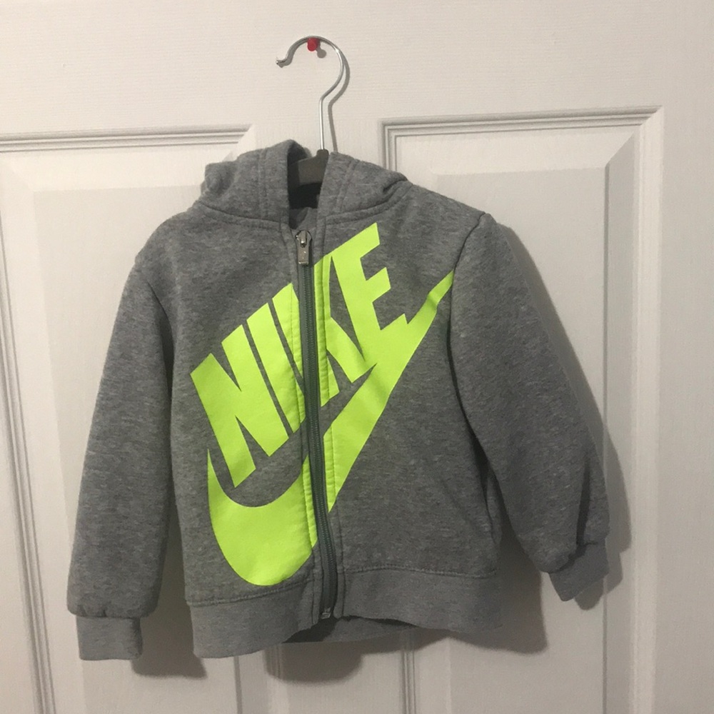 Nike sweatsuit